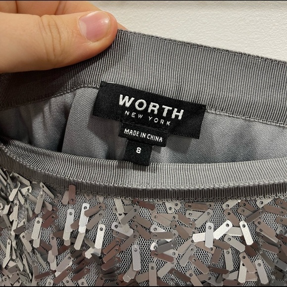 Worth New York Sequin Pencil Skirt Silver Grey Knee Length New Years Eve Holiday - Picture 4 of 6